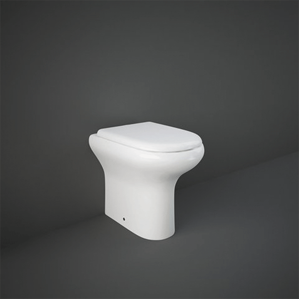 Sanitari filomuro in ceramica Mod. Compact RAK , copriwater
